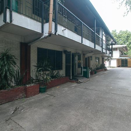 Reddoorz At Broadway Court Apartelle Ciudad Quezon Exterior foto