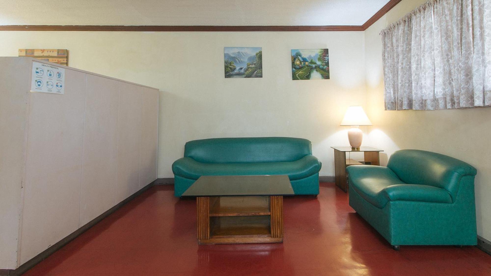 Reddoorz At Broadway Court Apartelle Ciudad Quezon Exterior foto